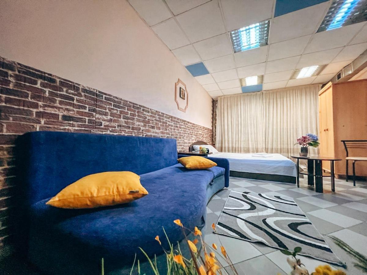 Guest House On Saksahanskoho Street Киев Екстериор снимка